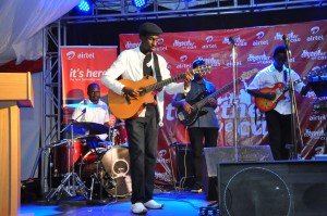 Myko Ouma performs at the Airtel Samsung S5 unveiling