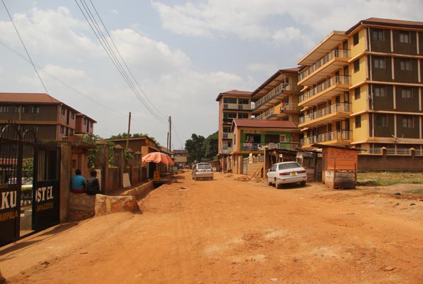 Kikoni, Makerere