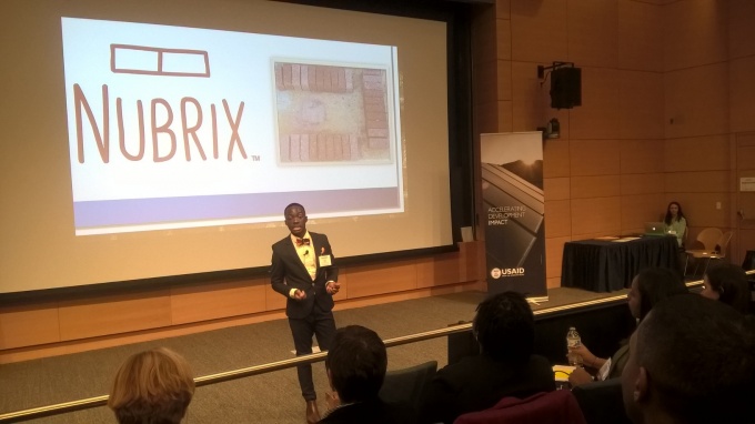 Elijah Djan, an Innovator from RAN’s Southern Africa Resilience Innovation Lab working on the Nubrix project-‘re-cycling paper to produce bricks, walked away with the 1st prize
