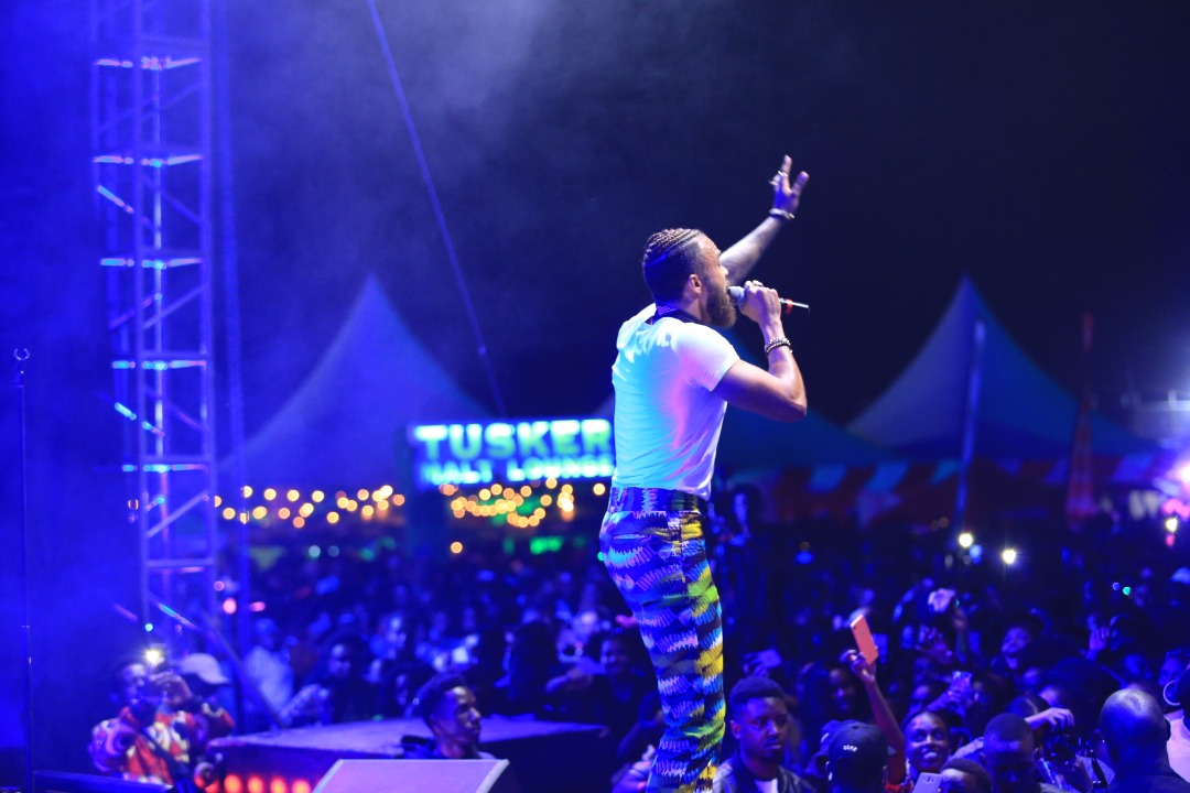 PHOTOS! Stylish Chics And Dudes Grace 24th Edition of Blankets and Wine