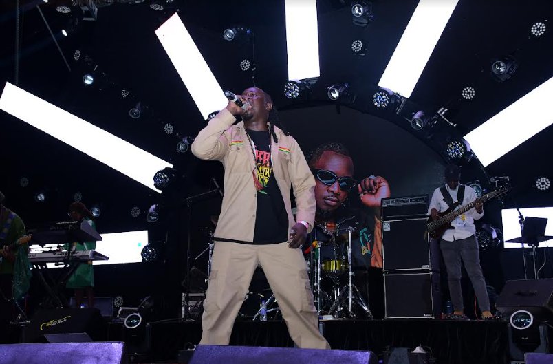 Pictorial: Highlights from the 20th Edition of Roast and Rhyme - Campus Bee